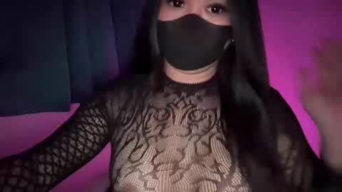 Snapshot of seductive_athenaxx chatting on 11.20.25 Athena online show from 11.20.25