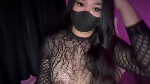 Snapshot of seductive_athenaxx chatting on 11.24.25 Athena online show from 11.24.25