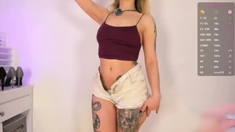 Ava   online show from 09.11.25