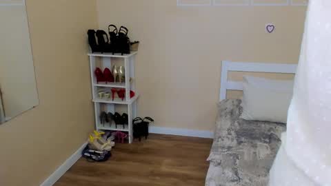 Snapshot of seductive_foxy_ chatting on 02.20.26 seductive_foxy_ online show from 02.20.26