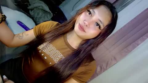 Im shy online show from 12.21.25