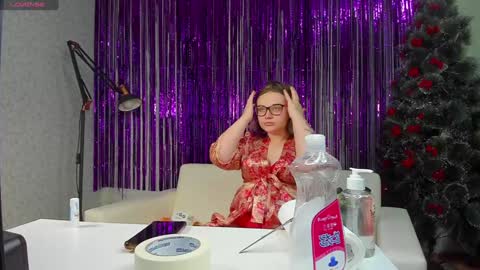 Snapshot of seductive_she_wolf chatting on 01.18.25 seductive_she_wolf online show from 01.18.25