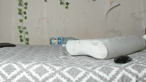 Snapshot of seductive_she_wolf chatting on 11.19.25 seductive_she_wolf online show from 11.19.25