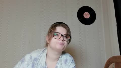 Snapshot of seductive_she_wolf chatting on 03.03.26 seductive_she_wolf online show from 03.03.26