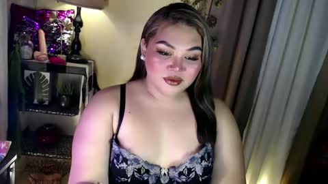 Snapshot of seductivecurvesxxx chatting on 04.12.26 Its me Jazzi online show from 04.12.26