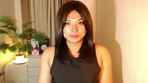 Deluxe online show from 12.18.25