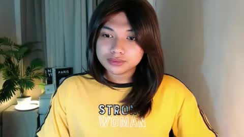 Snapshot of seductivedeluxe69 chatting on 02.21.26 Deluxe online show from 02.21.26