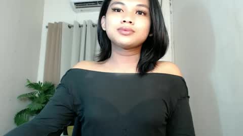 Snapshot of seductivedeluxe69 chatting on 06.10.26 Deluxe online show from 06.10.26