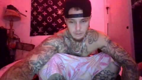 Snapshot of seductivehusterzz chatting on 08.04.26 karma and Ace online show from 08.04.26