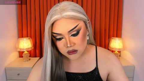 Natalie Mefford online show from 02.25.25