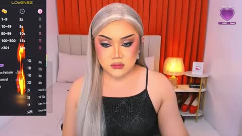 Natalie Mefford online show from 03.08.25