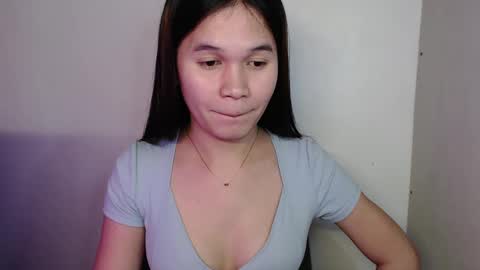 Snapshot of seductivemegoftheworld_ chatting on 01.08.25 MEG online show from 01.08.25