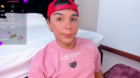 Snapshot of seductivo_jr chatting on 02.11.25 seductivo online show from 02.11.25