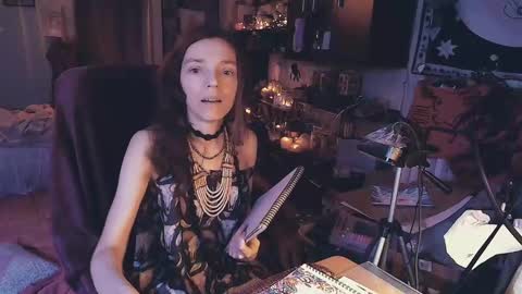 Lisa online show from 12.28.24