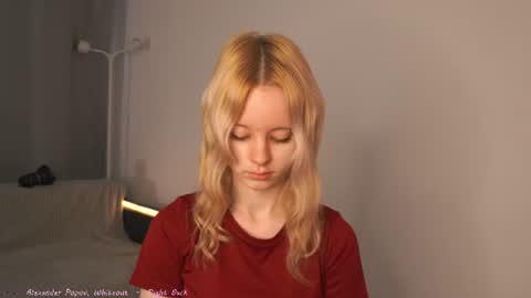 See Its honey bunny  im Lana online show from 07.14.26