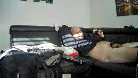 Sebastian online show from 01.01.25