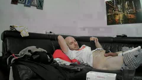 Sebastian online show from 01.05.25