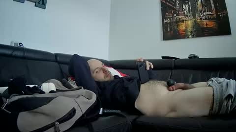 Sebastian online show from 02.01.25