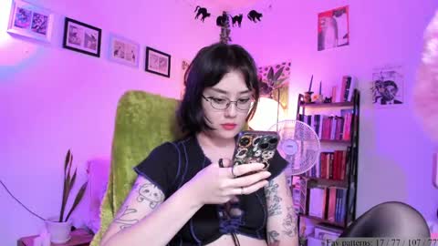 Snapshot of segismunda chatting on 05.01.26 Luciana online show from 05.01.26
