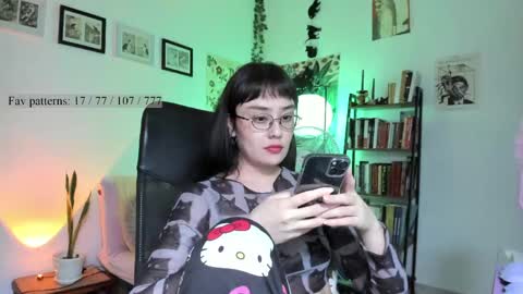 Snapshot of segismunda chatting on 05.27.26 Luciana online show from 05.27.26