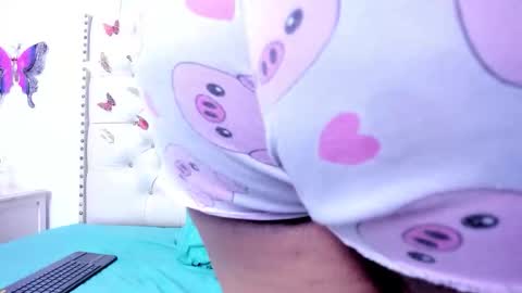 selena_beautyy online show from 01.12.26