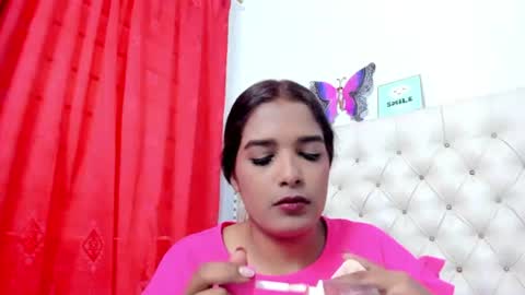 Snapshot of selena_beautyy chatting on 06.24.26 selena_beautyy online show from 06.24.26