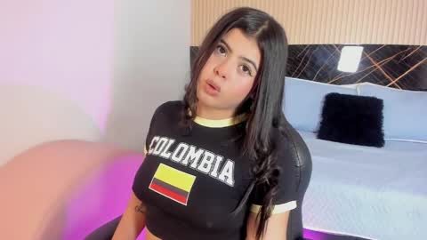 Snapshot of selena_diaz_ chatting on 05.15.26 Selena online show from 05.15.26