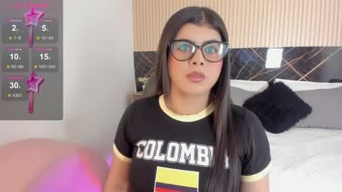 Snapshot of selena_diaz_ chatting on 05.28.26 Selena online show from 05.28.26