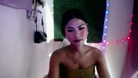 Snapshot of selena_fox2000 chatting on 04.22.26 selena_fox2000 online show from 04.22.26