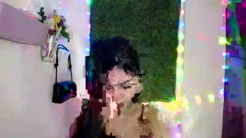 Snapshot of selena_fox2000 chatting on 04.24.26 selena_fox2000 online show from 04.24.26