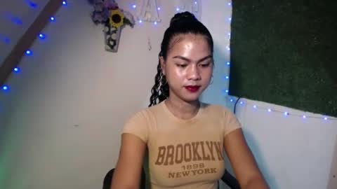 Snapshot of selena_fox2000 chatting on 05.21.26 selena_fox2000 online show from 05.21.26