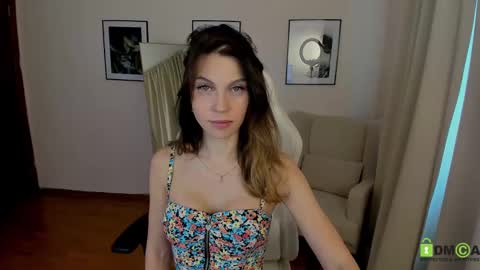 Selena online show from 01.30.25