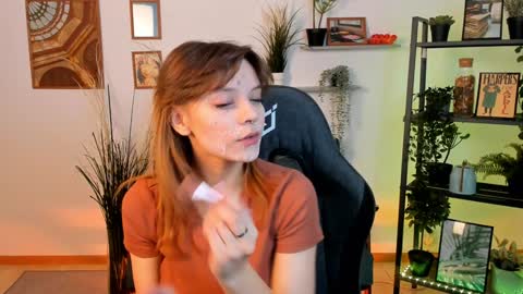 Snapshot of selenadearden chatting on 01.20.25 Selena ntmy online show from 01.20.25