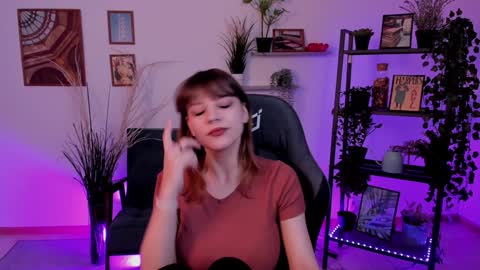 Snapshot of selenadearden chatting on 01.30.25 Selena ntmy online show from 01.30.25