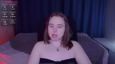 Snapshot of selenalily chatting on 06.26.26 Lilith online show from 06.26.26
