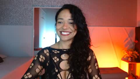 Snapshot of selene_bubble chatting on 06.08.26 Selene online show from 06.08.26