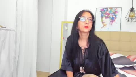 Selene  online show from 01.25.25