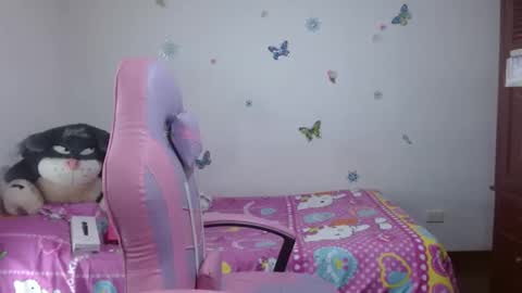 Snapshot of selene_mixx chatting on 05.26.26 selene_mixx online show from 05.26.26