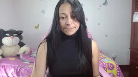 Snapshot of selene_mixx chatting on 05.27.26 selene_mixx online show from 05.27.26