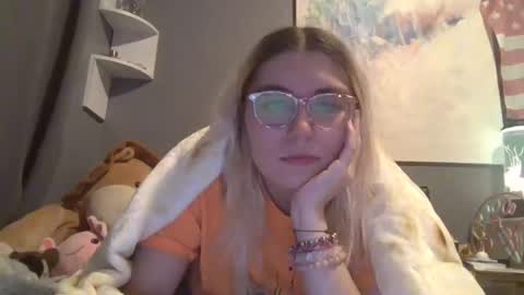 Selene online show from 01.20.25