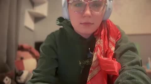 Selene online show from 02.13.25