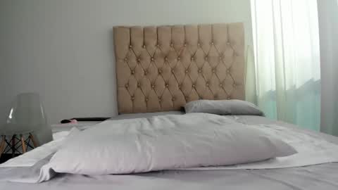 Selene online show from 09.15.25