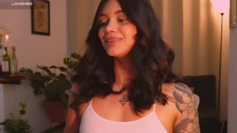 Snapshot of selenevaughan chatting on 05.20.26 Selene online show from 05.20.26