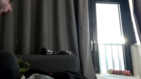 Snapshot of selfiepicdump chatting on 01.03.25 Julian Kinky Bi-guy online show from 01.03.25