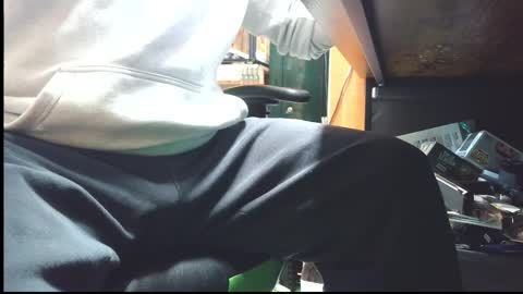 Snapshot of selfpound chatting on 10.13.25 selfpound online show from 10.13.25