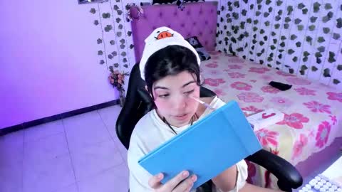 Snapshot of selina_lovers_ chatting on 12.03.25 Selina online show from 12.03.25