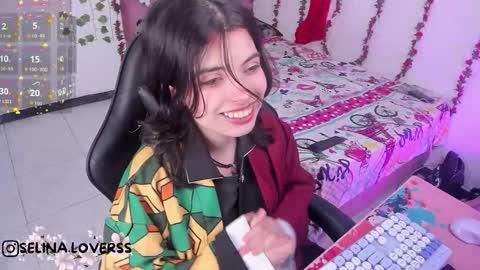 Snapshot of selina_lovers_ chatting on 01.07.26 Selina online show from 01.07.26