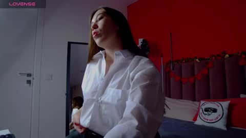 Nicole online show from 02.06.25