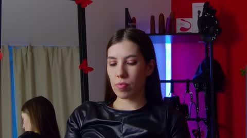 Nicole online show from 02.03.26