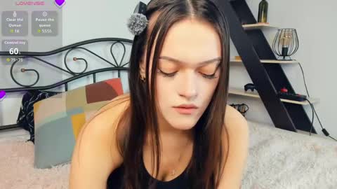 Snapshot of sellectorry chatting on 05.24.26 Julia online show from 05.24.26
